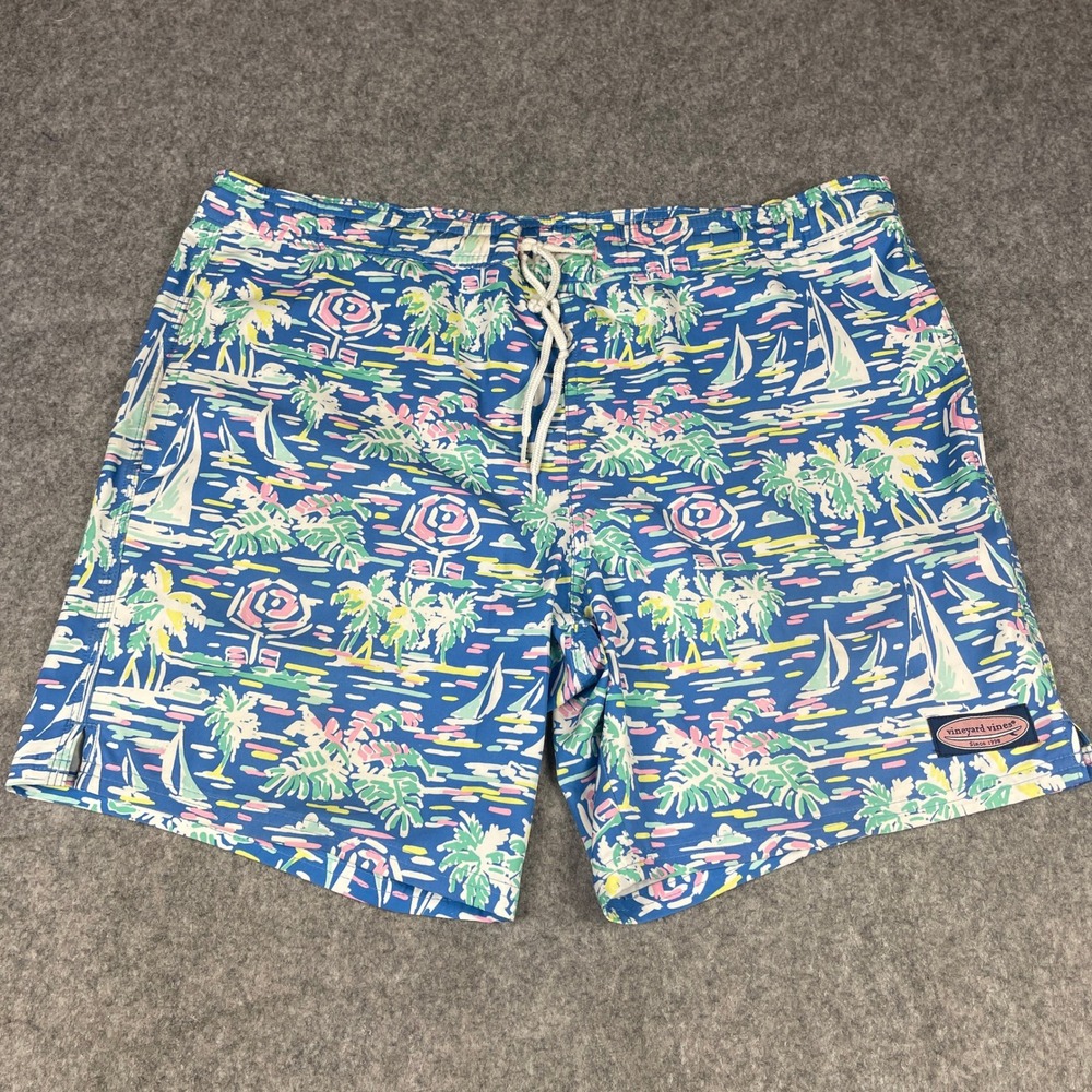 Vineyard Vines Mens Medium Blue Tropical Sailboat Print Swim Trunks Shorts